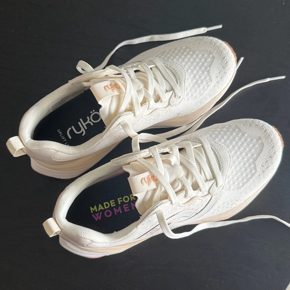 Ryka Uplift sneakers - Picture 3 of 5